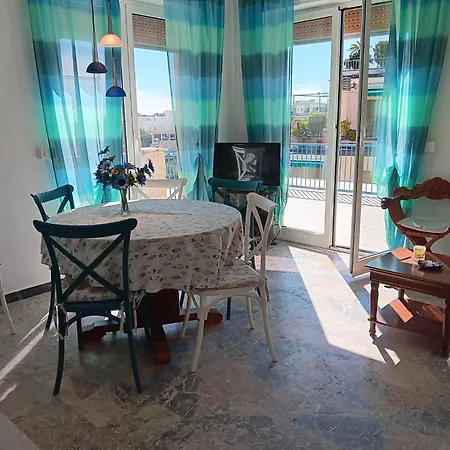 The Sailing Ship - Attico Con Grande Terrazzo Apartament Alassio