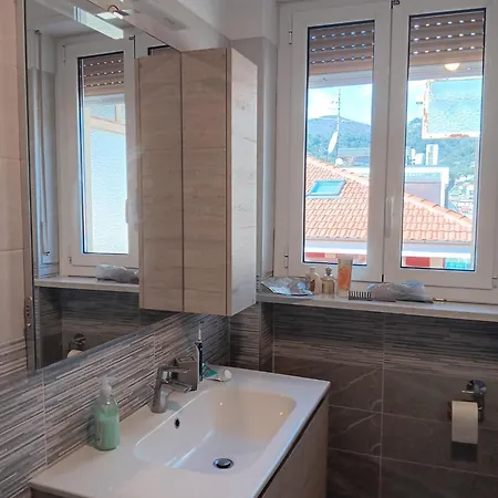 Apartament The Sailing Ship - Attico Con Grande Terrazzo Alassio